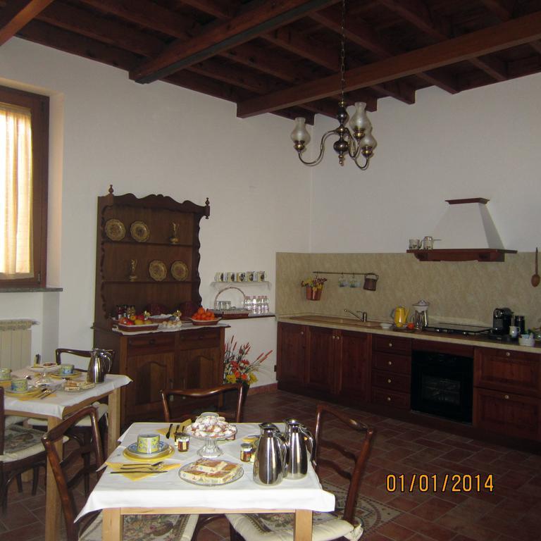 Bed And Breakfast Azienda Agricola Cascina Salazzara Magenta Pokój zdjęcie