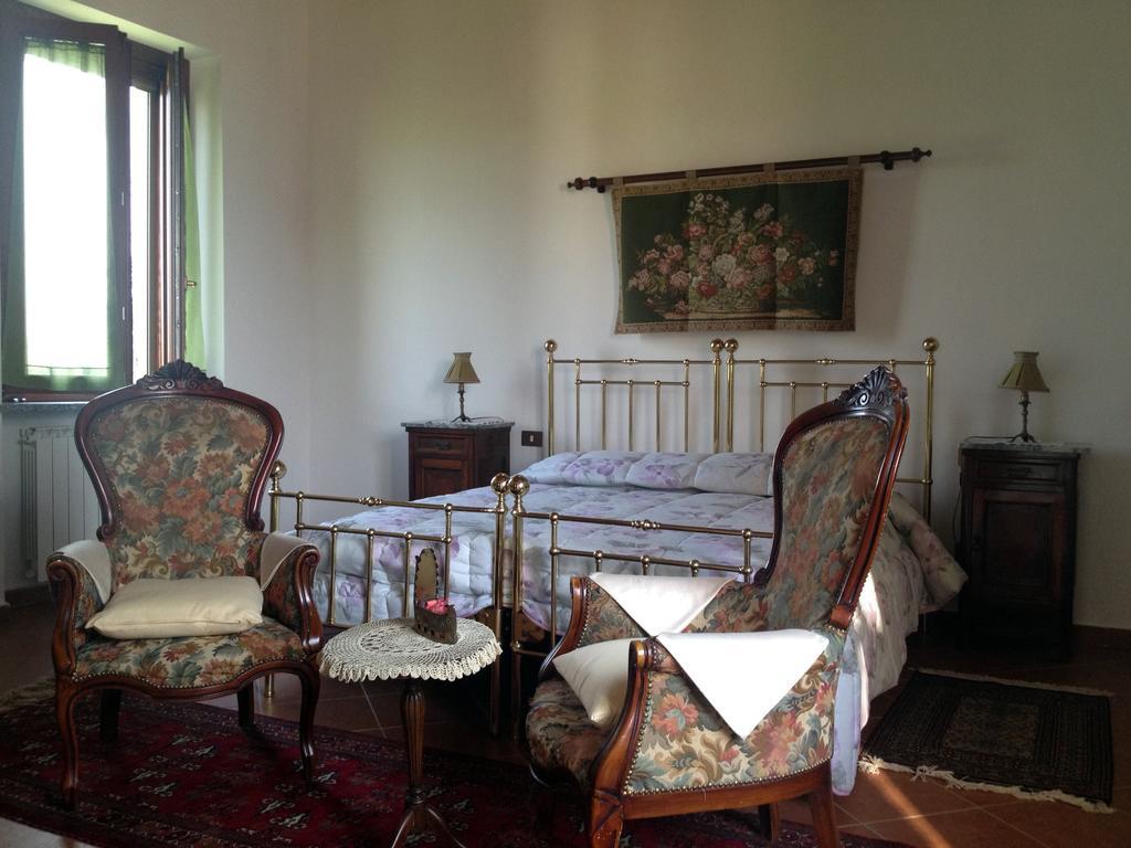 Bed And Breakfast Azienda Agricola Cascina Salazzara Magenta Pokój zdjęcie